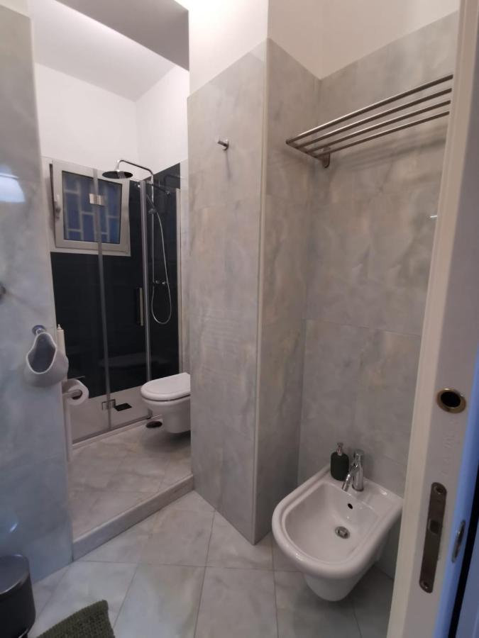Comfort Apartment And Terrace Nel Cuore Di Bari Exterior photo